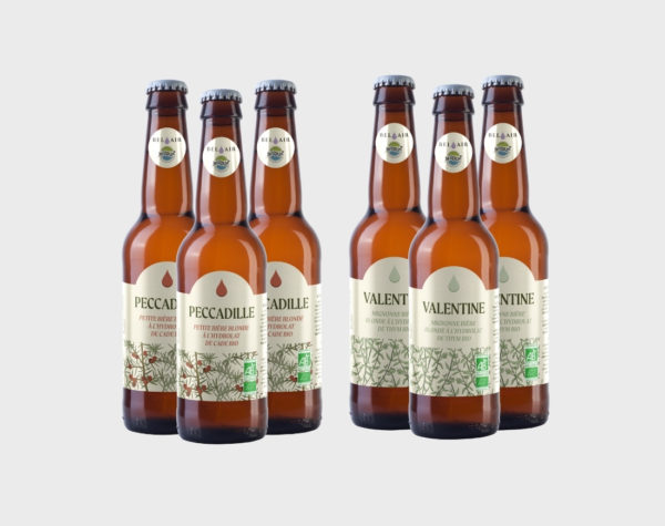 Le pack “Blondes” contient : 3 Peccadille, bières blondes à l’hydrolat de genévrier cade bio du Gard. 3 Valentine, bières blondes à l’hydrolat de thym bio cueilli sur le Causse de Blandas.