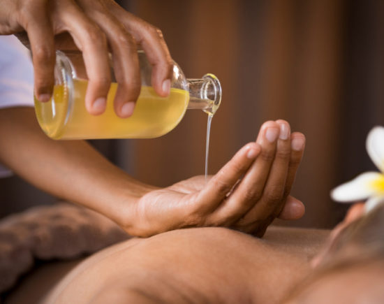 massage huile essentielle
